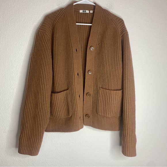 Uniqlo Premium 100% Lambswool Ribbed Pocket Button Front Cardigan Sweater - Picture 2 of 7